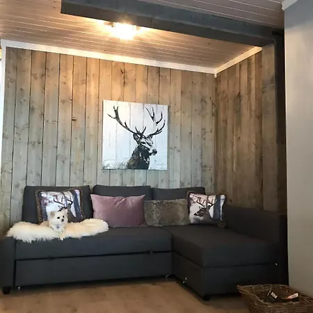 아파트 크밤세트 롯지 *